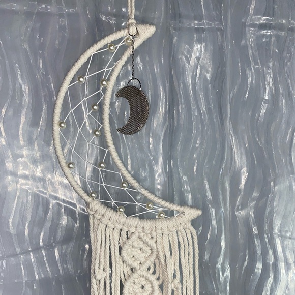 Handmade Macrame Wall Hanging - Picture 1 of 13